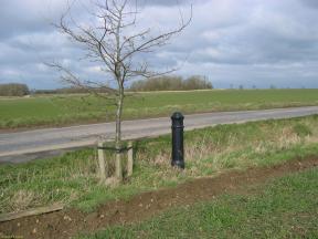 Greenwich Meridian Marker; England; Hertfordshire; Between Buckland & Barkway